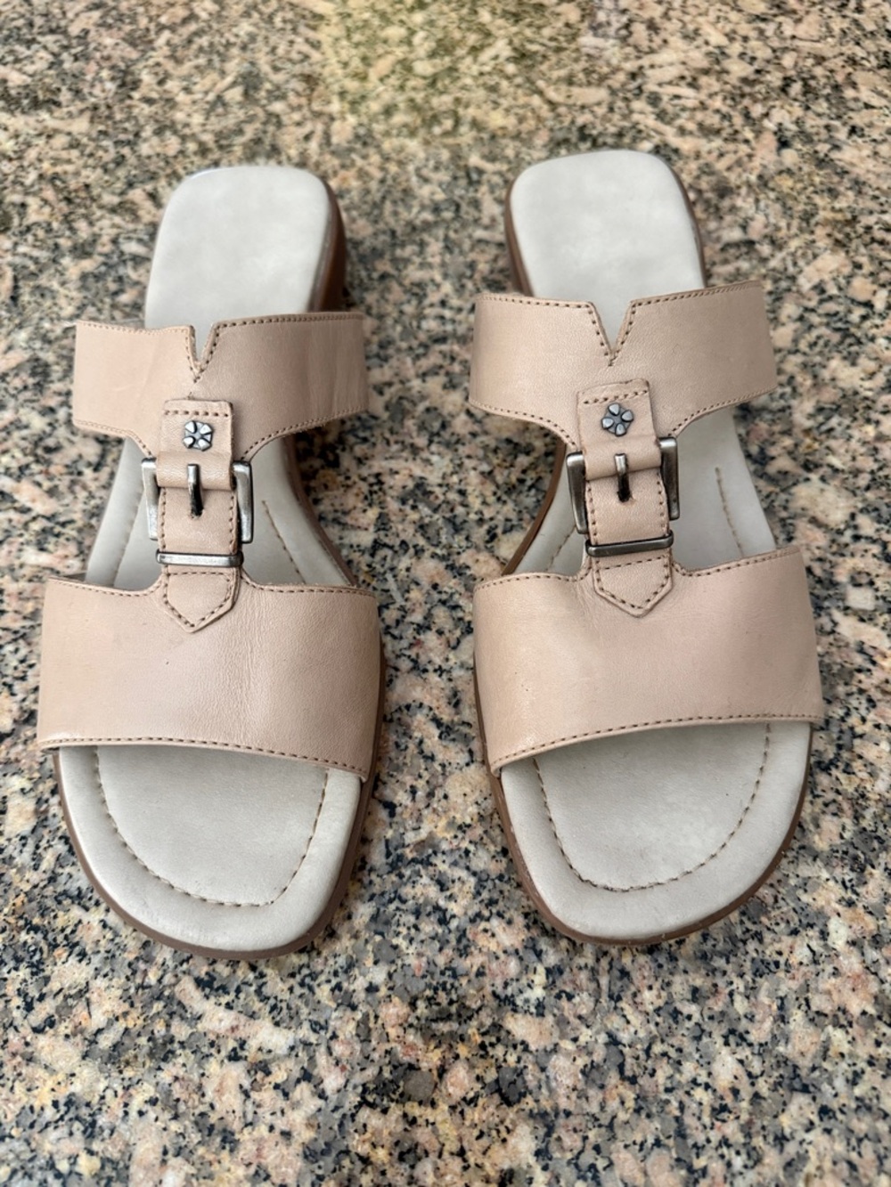 Naturalizer Beige Slide Sandals with Decorative Buckles